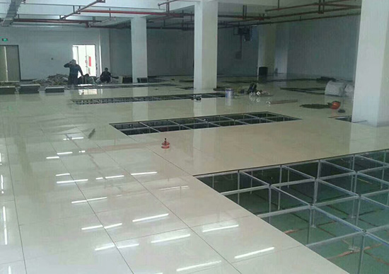 惠阳500平米陶瓷防静电地板工程